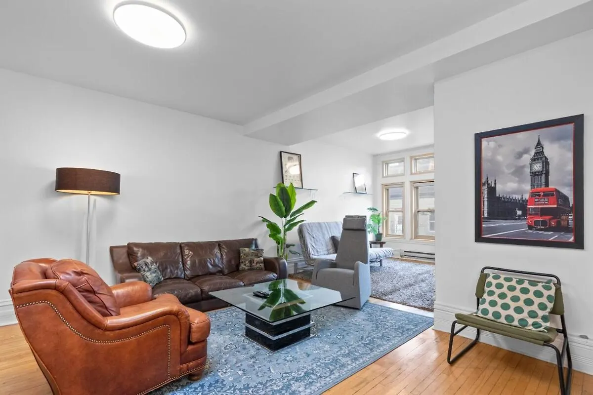 Ferienwohnung Lofty Urban Duplex Two Story Getaway Montréal 0*,  Kanada